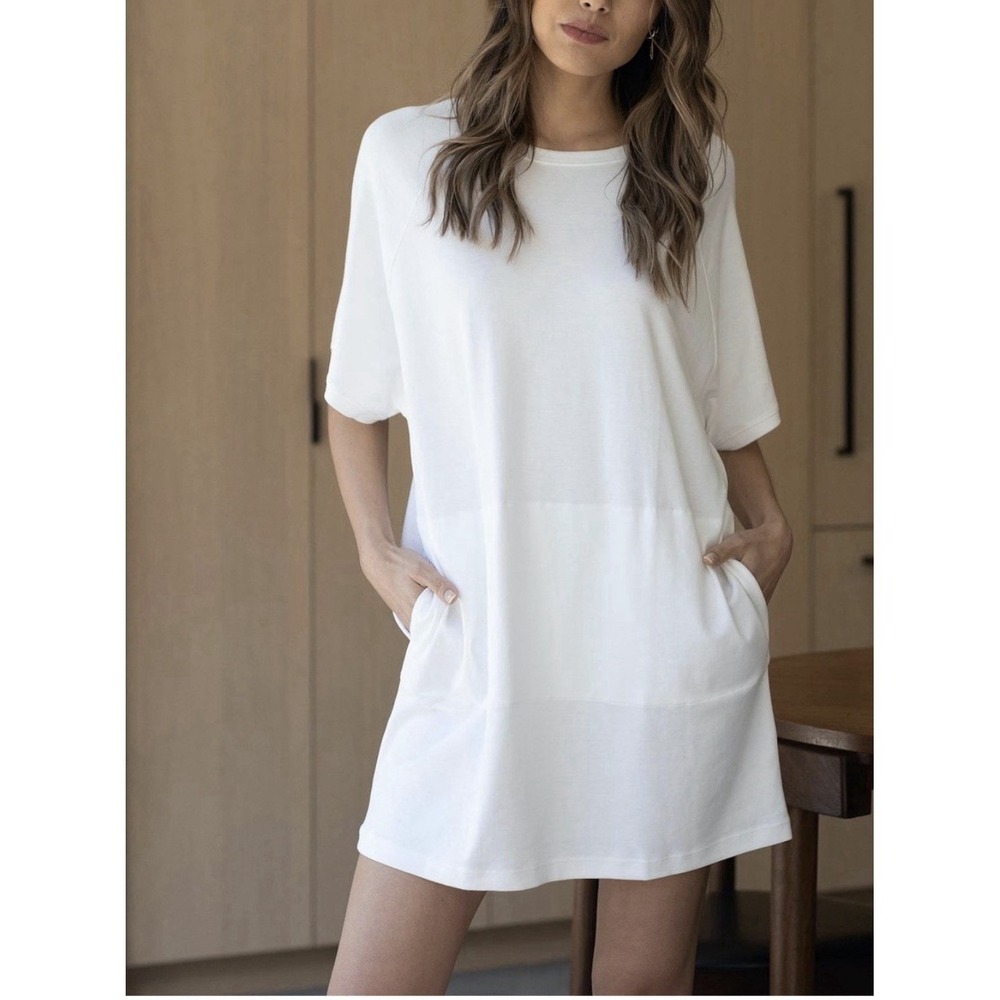 Lunya Womens M Relaxed Fit White Pima  Cotton Sleep T Shirt Mini Dress Pockets